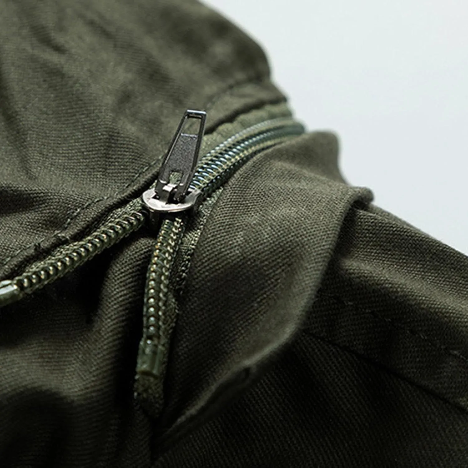 Men's Cargo Jacket 2024 Winter Warm Coats Fleece Lined Jackets with Removable Hood Ski Snow Mountain Windproof Overcoat