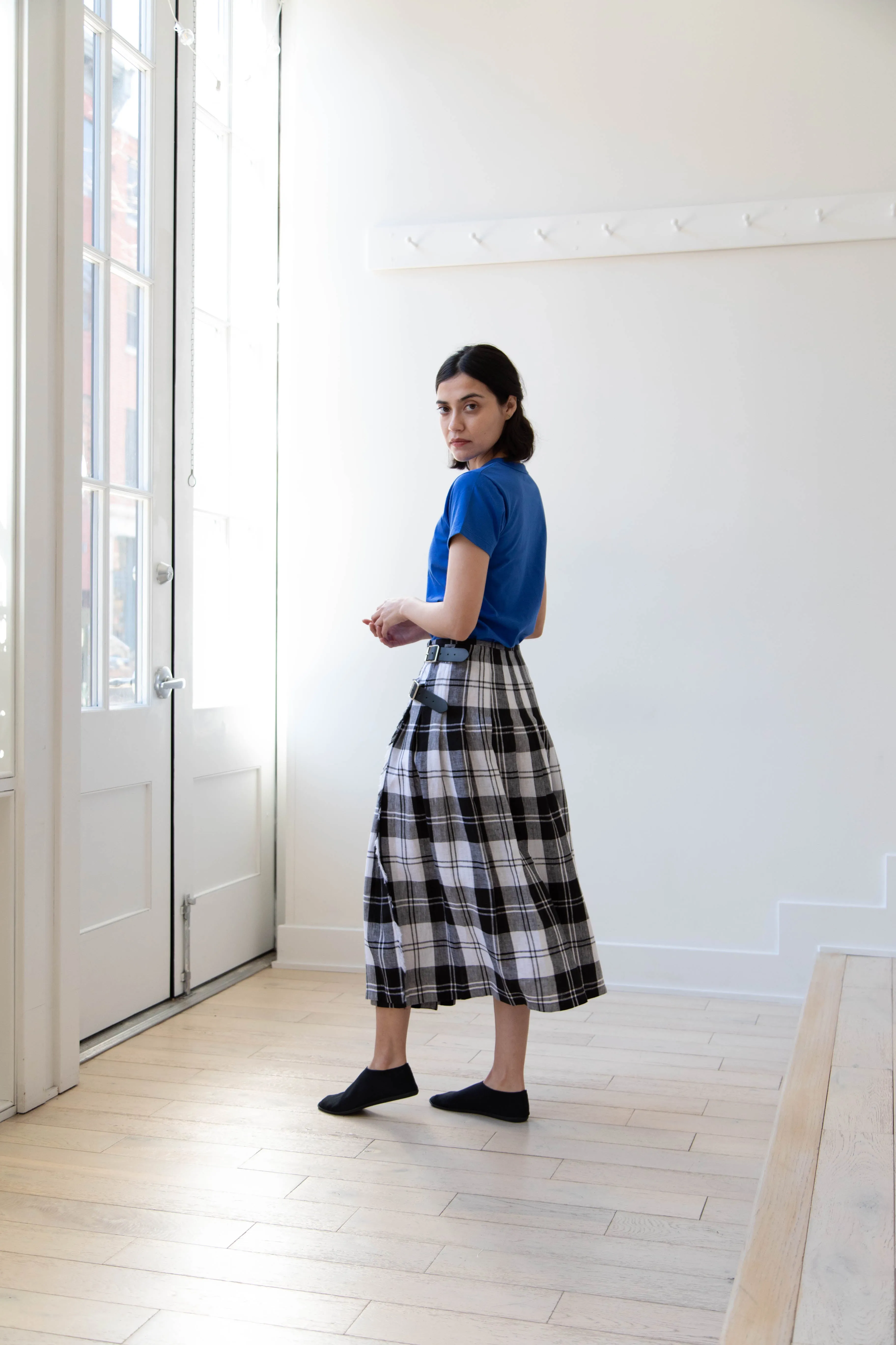 O'Neil of Dublin | Linen Pleated Skirt in Black Check