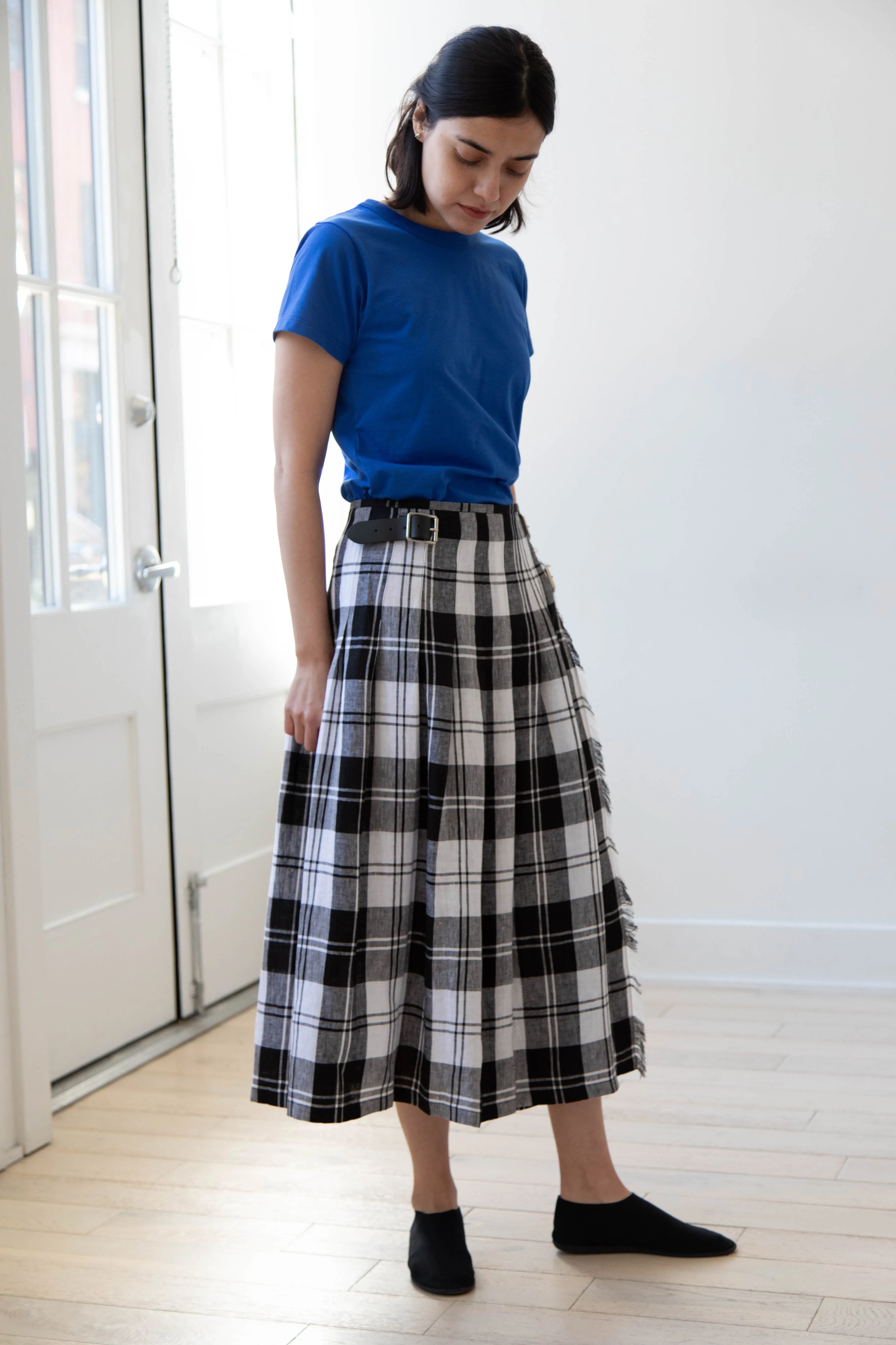 O'Neil of Dublin | Linen Pleated Skirt in Black Check