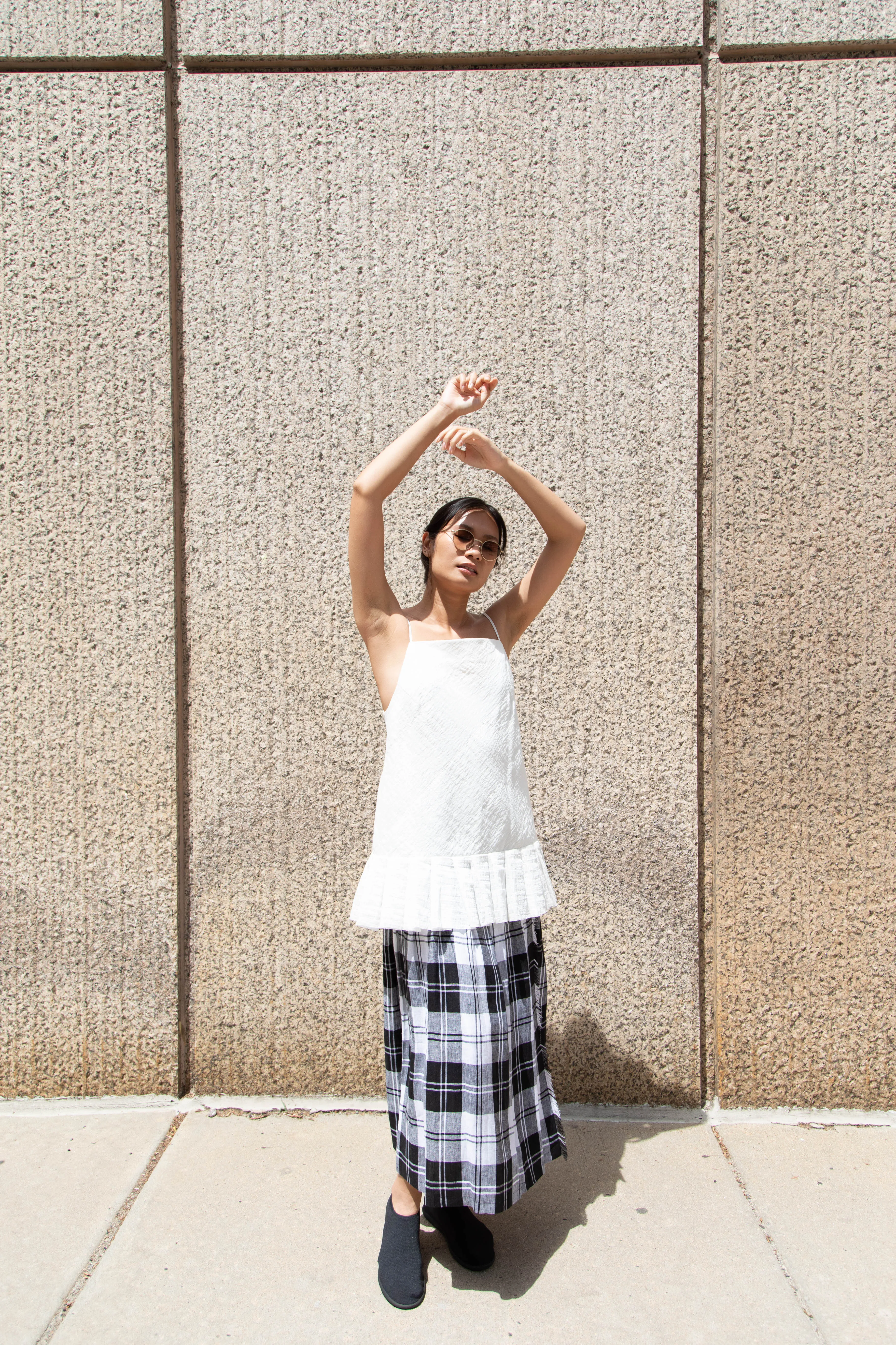 O'Neil of Dublin | Linen Pleated Skirt in Black Check