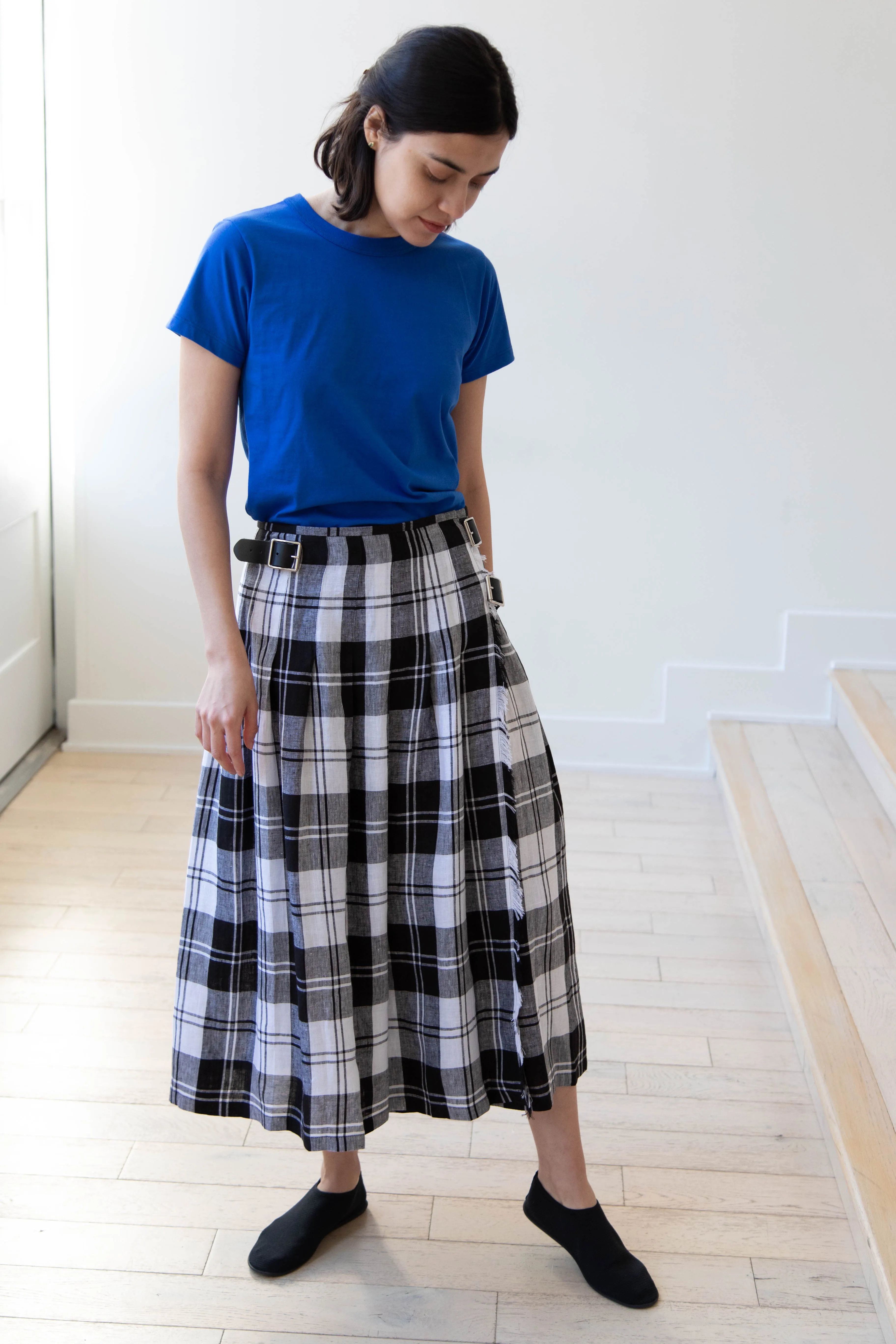 O'Neil of Dublin | Linen Pleated Skirt in Black Check