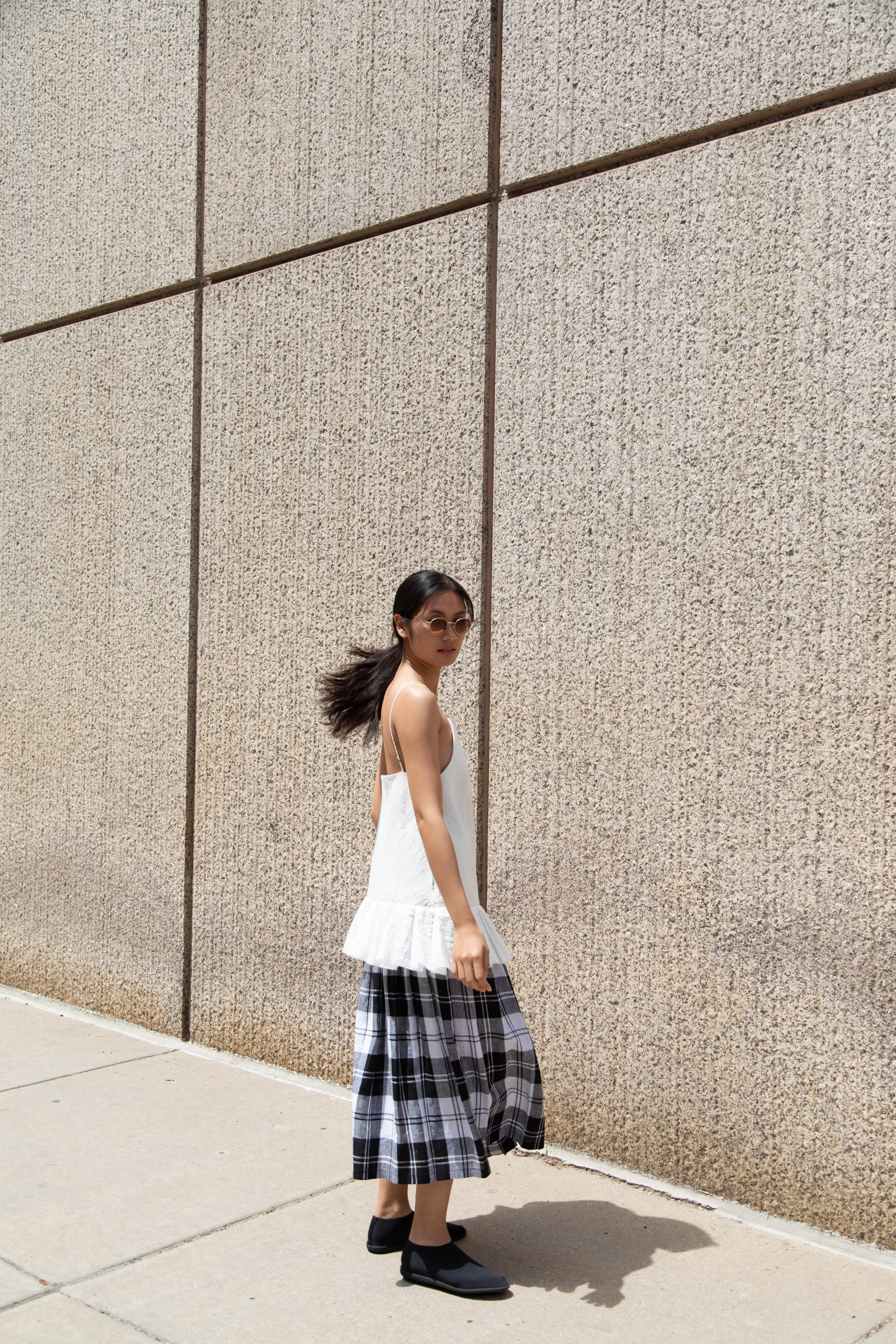 O'Neil of Dublin | Linen Pleated Skirt in Black Check