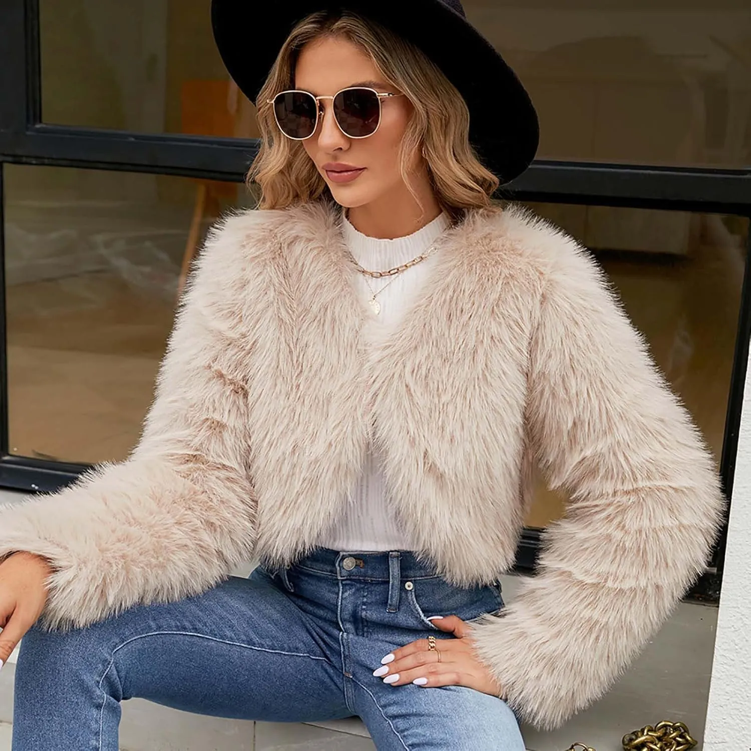 Winter Coats for Women 2023 Trendy Faux Fur Shaggy Jacket Cropped Long Sleeve Tops Open Front Coat Cardigan Outerwear