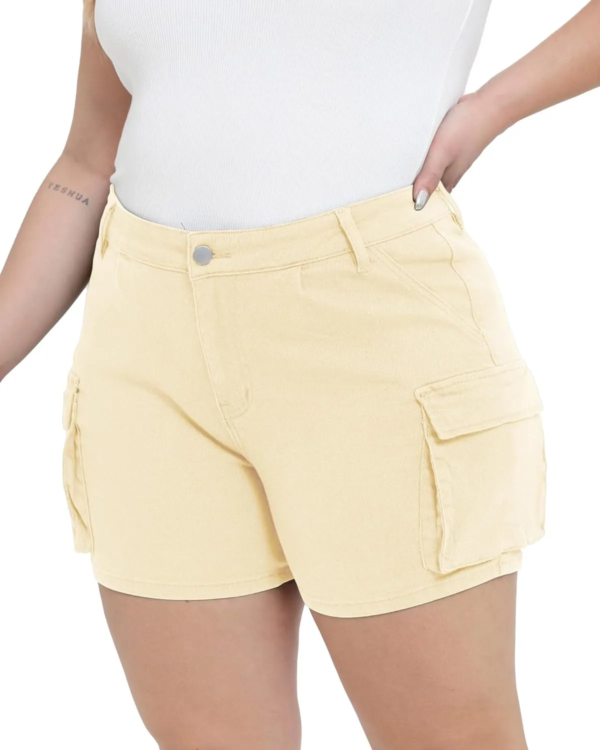 Women Plus Size Jean Shorts Stretchy Curvy Cargo Shorts High Waisted Streetwear Denim Shorts with Pockets