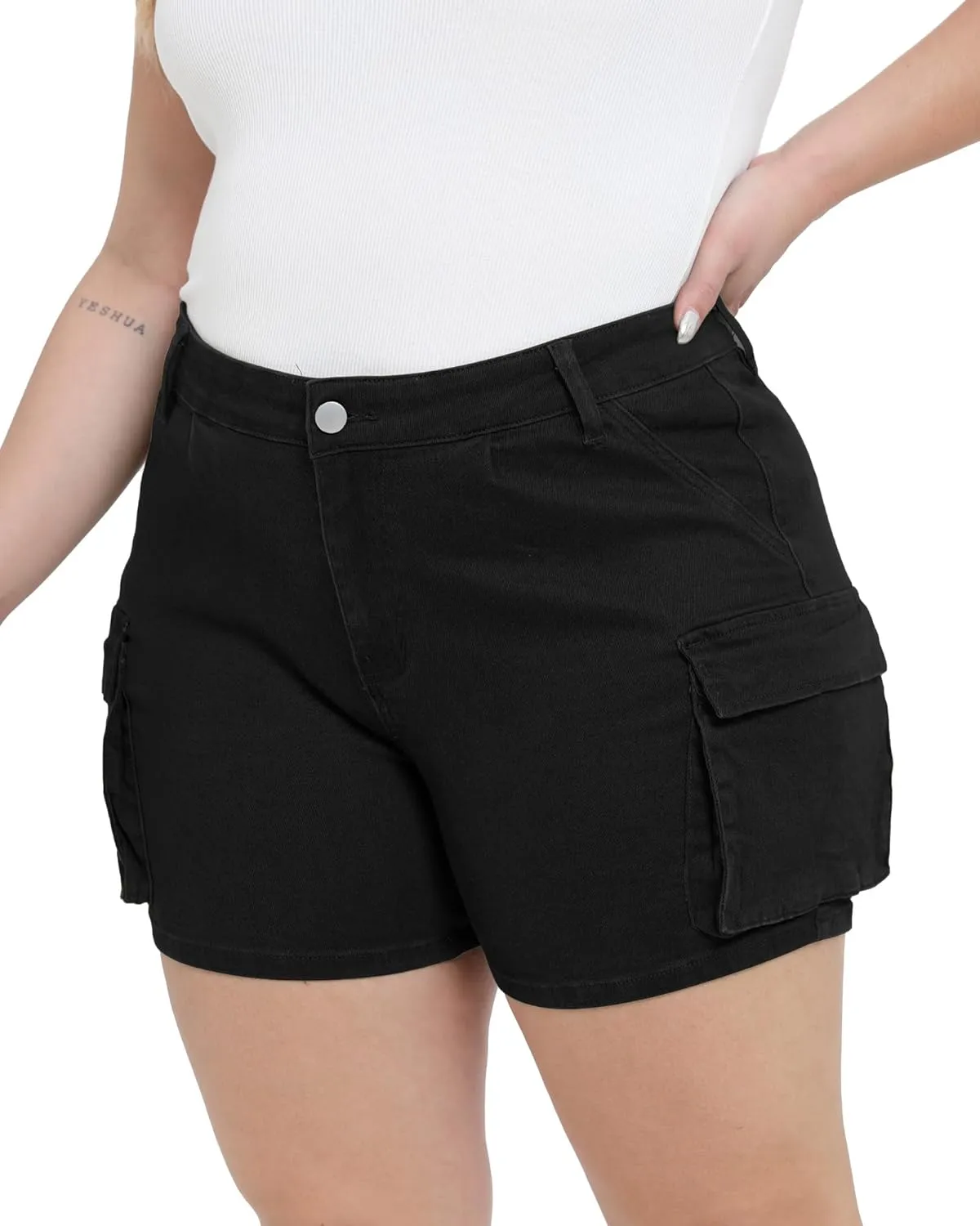 Women Plus Size Jean Shorts Stretchy Curvy Cargo Shorts High Waisted Streetwear Denim Shorts with Pockets