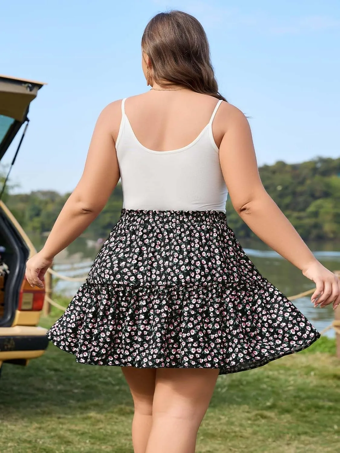 Women's Plus Size Flowy Floral Skirt Casual Boho High Waisted Ruffle Tiered Mini Skater Skirt with Shorts